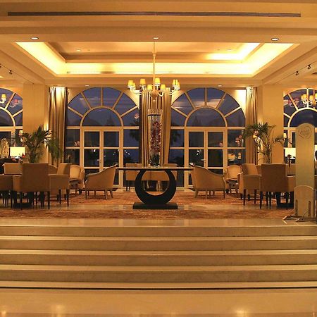 L' Amphitrite Palace Beach Resort & Spa Скира Экстерьер фото